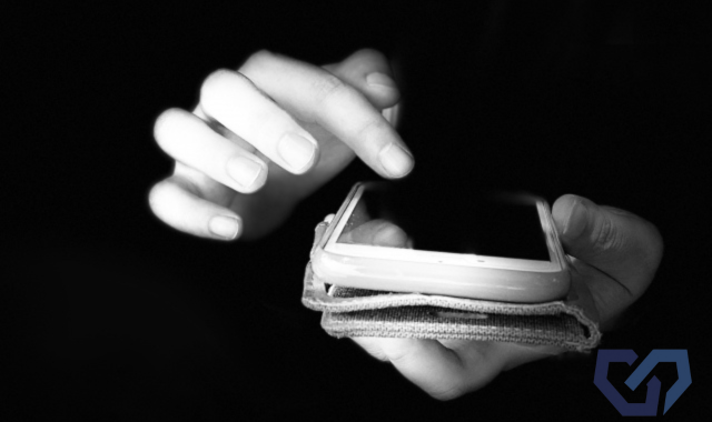 SNS時代のつきまとい被害とは？巧妙化する手口と防止策を徹底解説