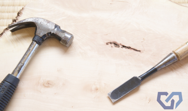 ハンマーとノミ