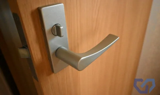 家の中まで侵入してくるケースも