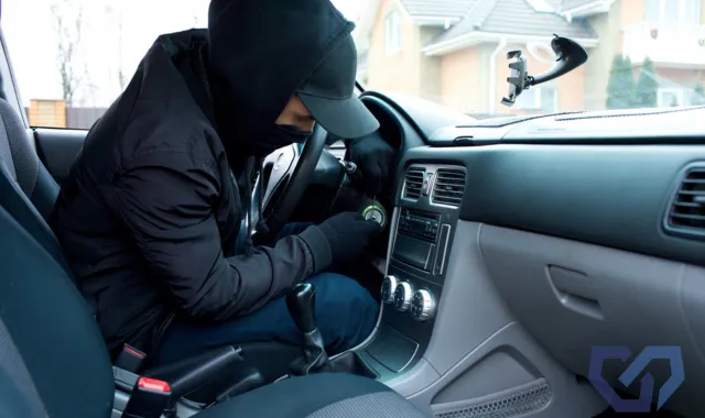 車内に犯人の姿