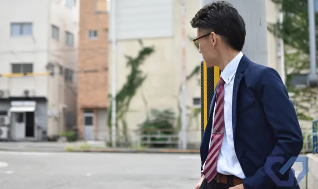 探偵による張り込み